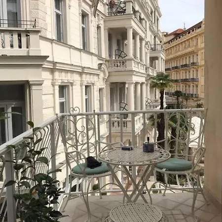 Artspace Sea Front & Terrace