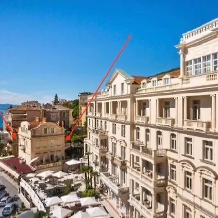 Appartamento Artspace Sea Front & Terrace *