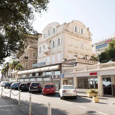 Appartamento Artspace Sea Front & Terrace *